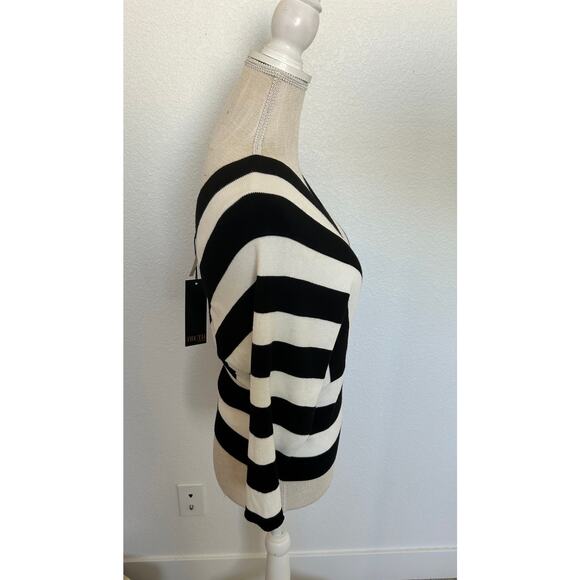 Truth By Republic Black and White Sweater - XS - Picture 3 of 4